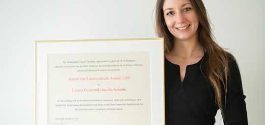 Colinda Scheele wins Antoni Van Leeuwenhoek Prijs