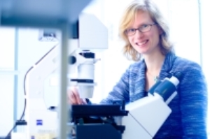 NVBMB Prize For Researcher Tineke Lenstra