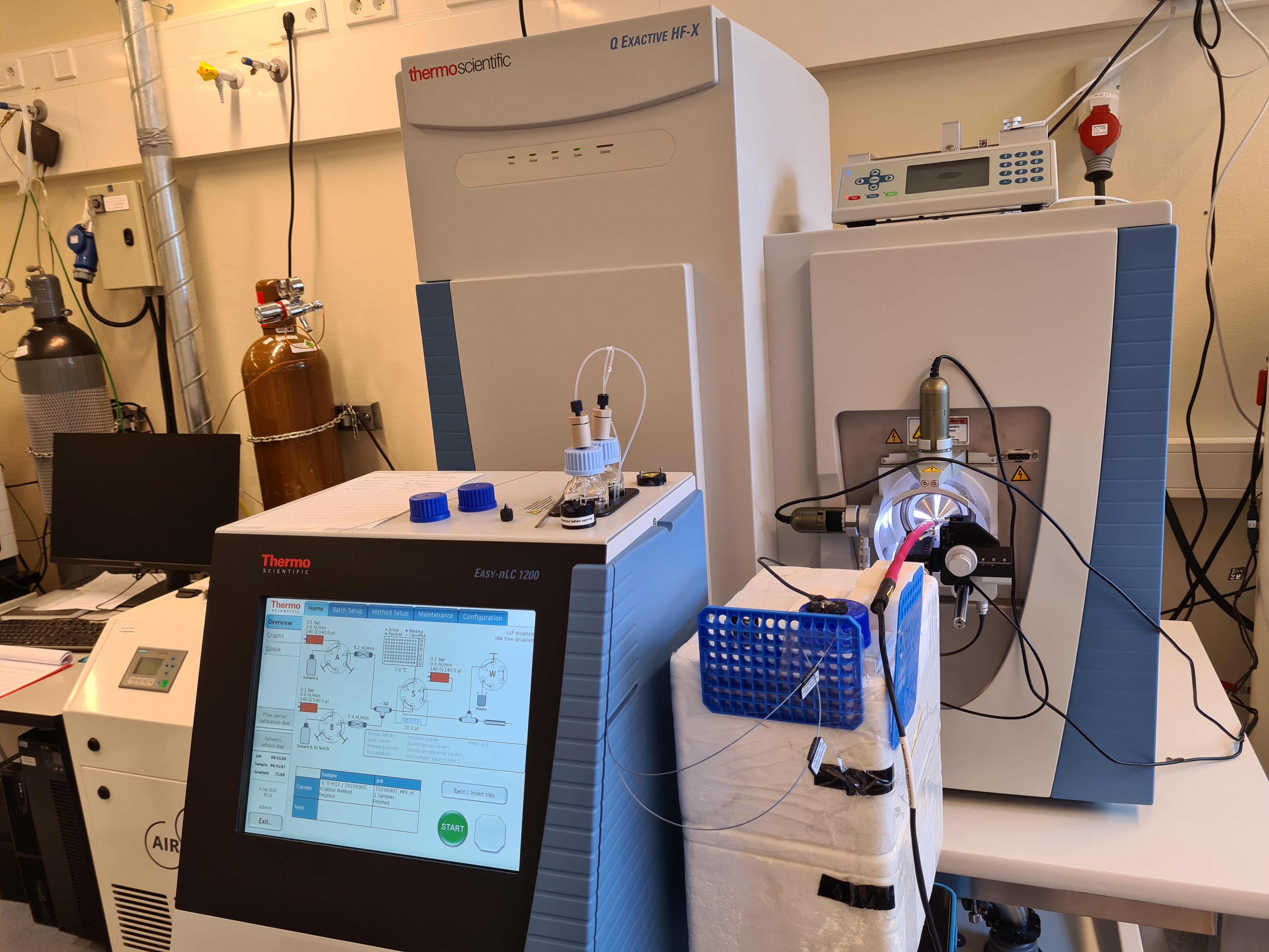 Proteomics Equipment Qexactive HFX