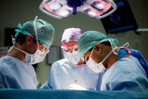 Chance Of Survival From Ovarian Cancer Greater With Chemo Lavage Of The Abdominal Cavity